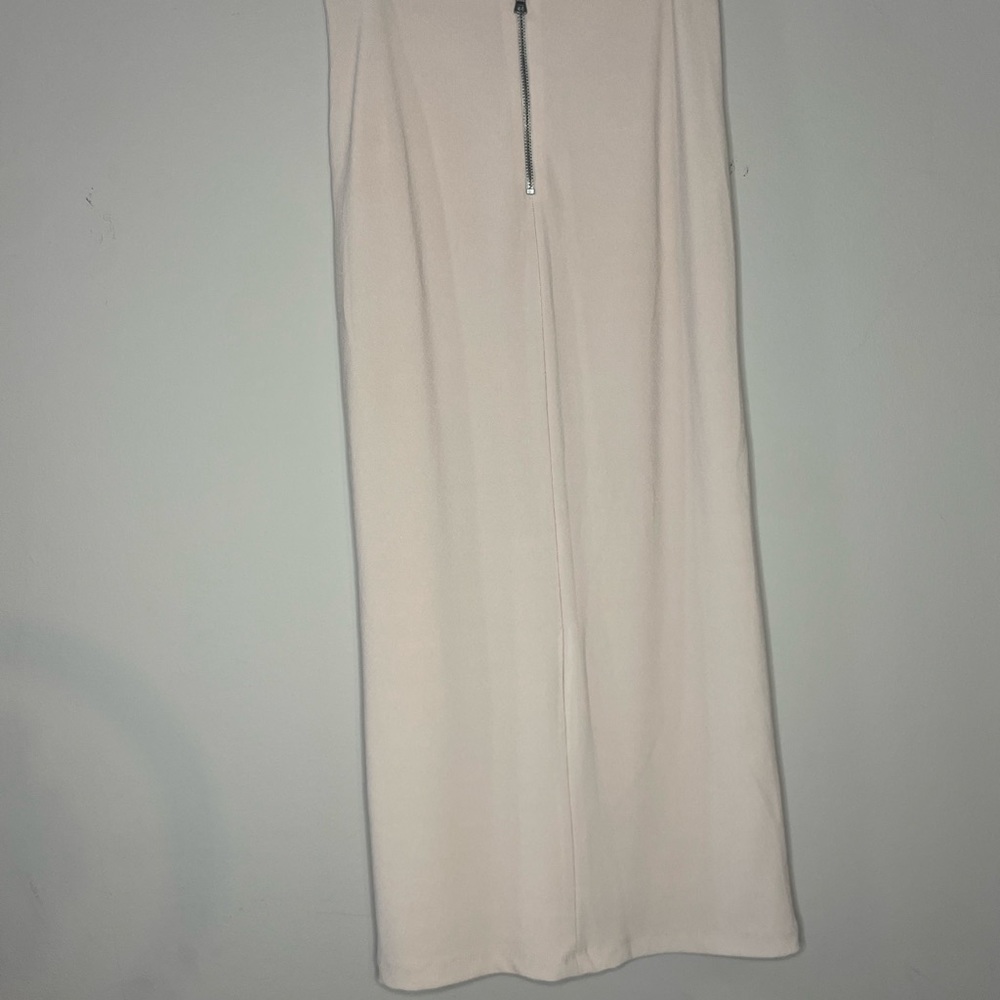Alice Olivia Air front slit beige pencil skirt. - Picture 7 of 9